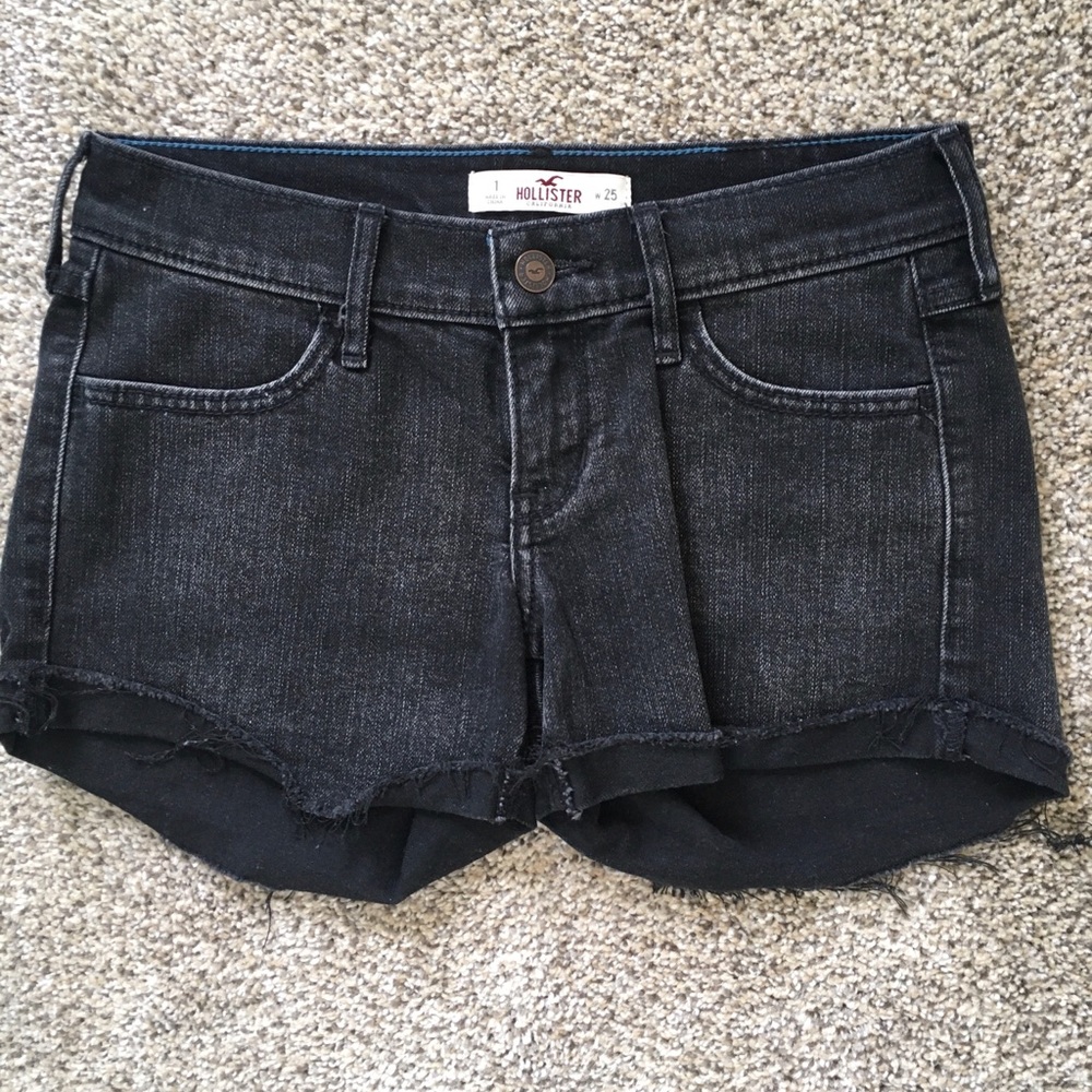 NWOT Hollister Black Denim Shorts 1 W 25 Juniors